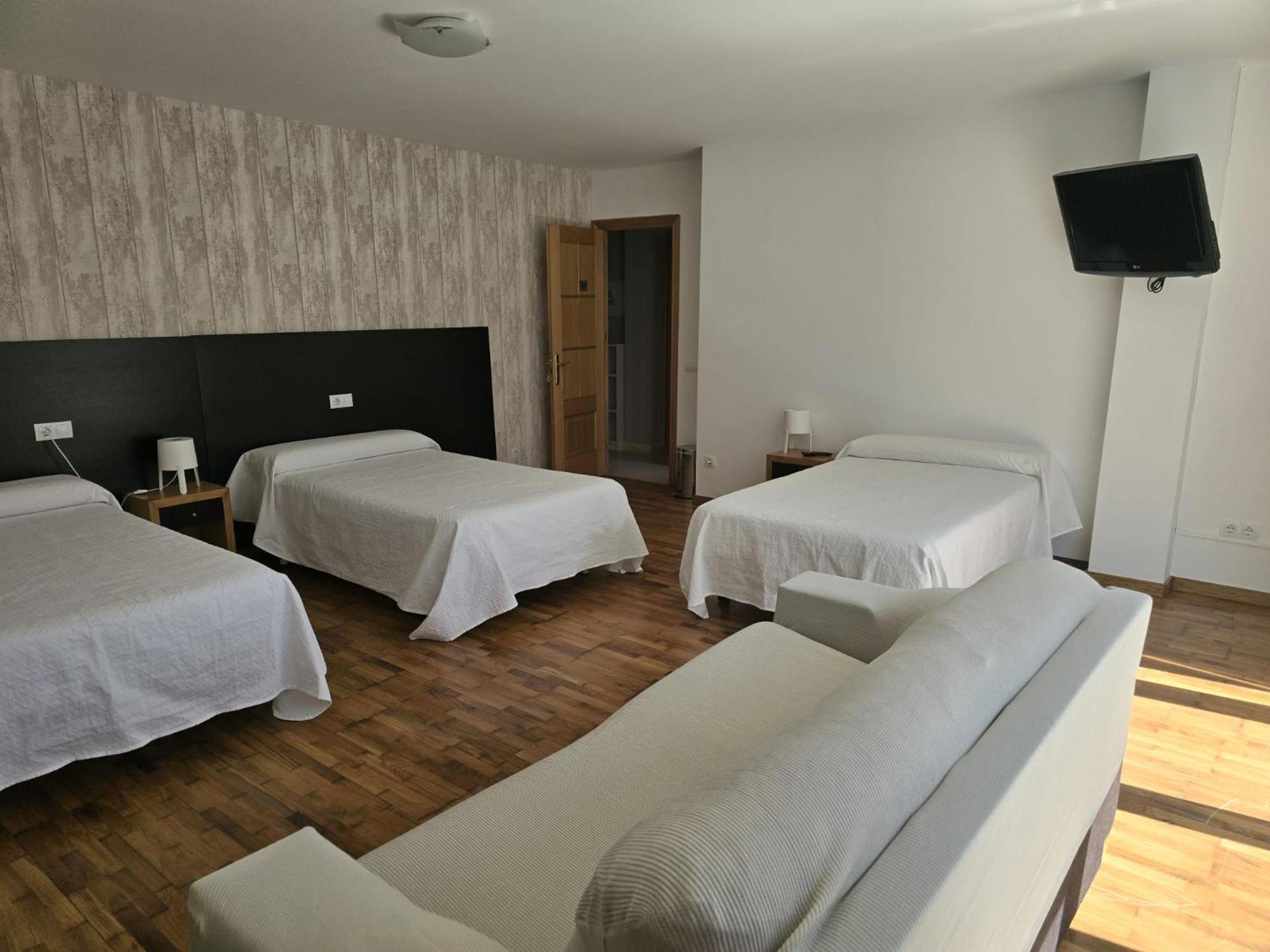 Noja Rooms أو بيدروزو المظهر الخارجي الصورة
