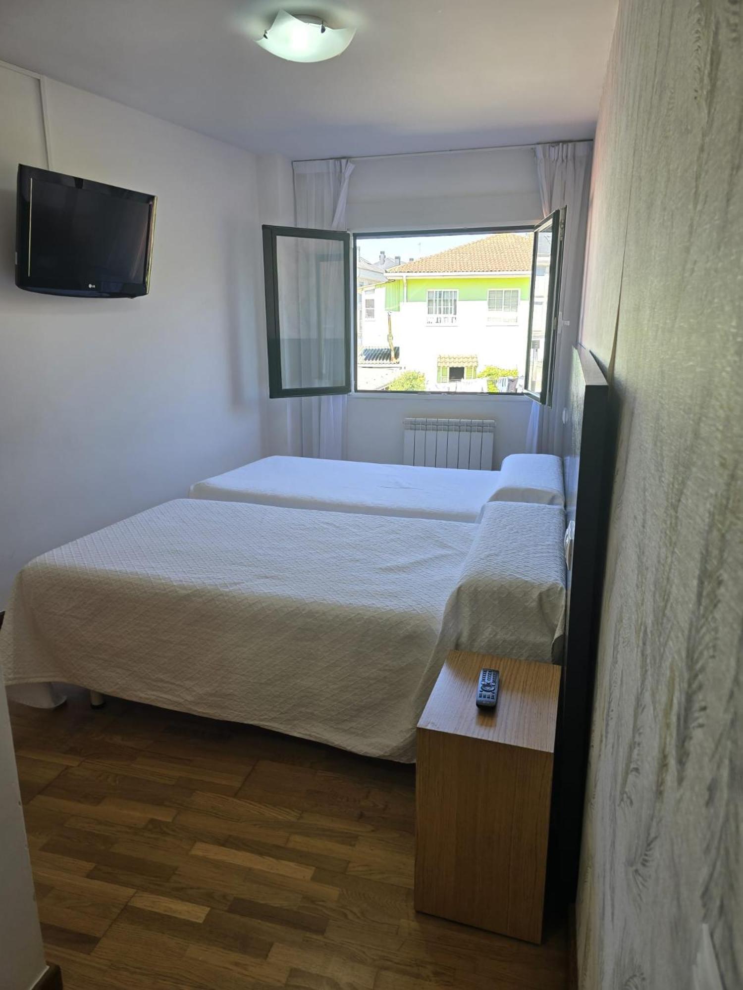 Noja Rooms أو بيدروزو المظهر الخارجي الصورة