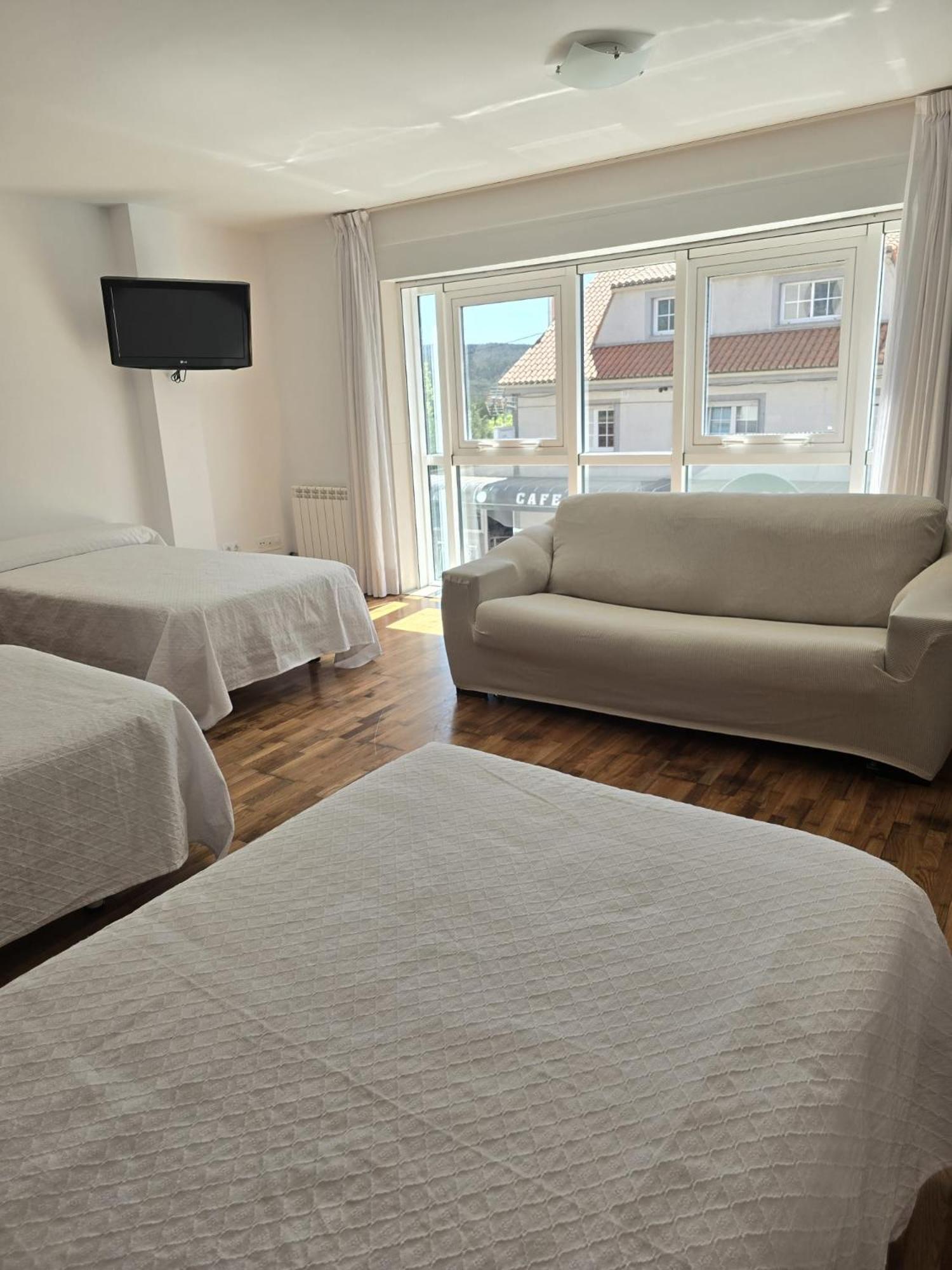 Noja Rooms أو بيدروزو المظهر الخارجي الصورة